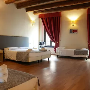 *** Bed & Breakfast Honey Italia