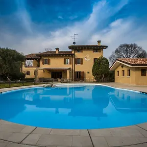  Bed & Breakfast Casale La Meridiana Italia